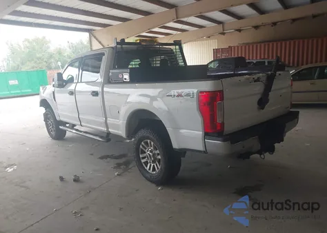 2018 Ford F-250 Xlt из США, поврежденный, VIN 1FT7W2B62JEC60849